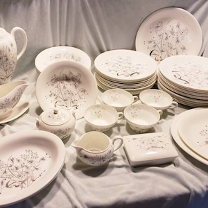 Vintage Wedgwood Bone China - Wild Oats Stil, Ihre Wahl - verwendet