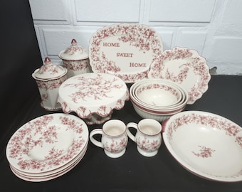 Auswahl zwischen Vintage Cracker Barrel Red Transferware China