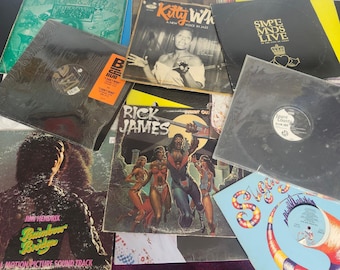 Selección misteriosa de 5 discos de vinilo antiguos
