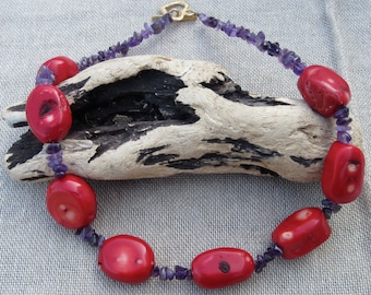 Bold Sea Bamboo Necklace with smooth Amethyst chips.