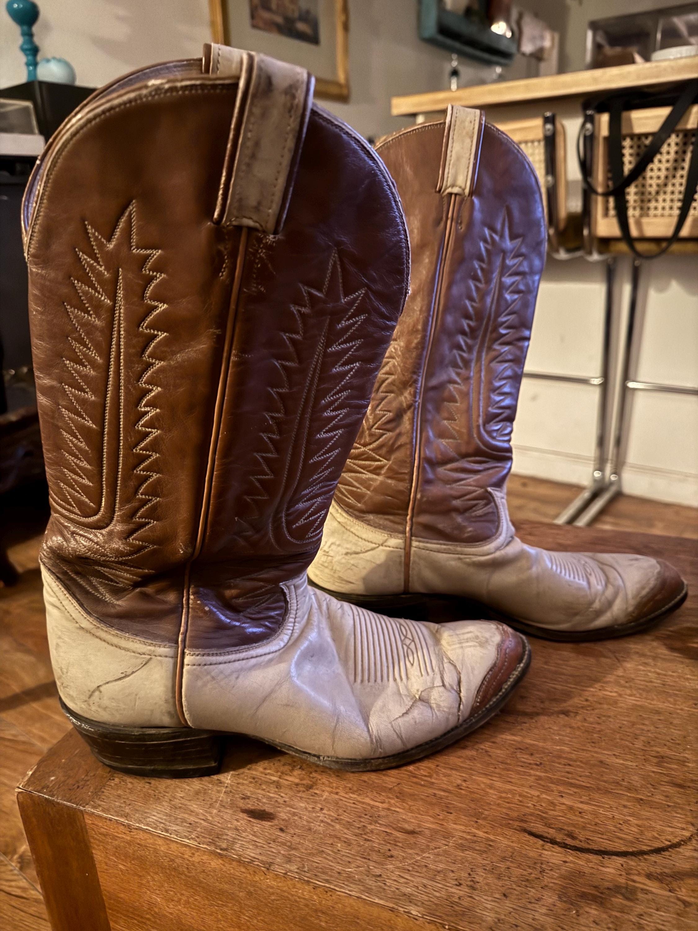 Vintage Tony Lama Eagle Inlay — Men’s 10.5 E Vintage Thunderbird Cowboy Boots More pictures of the 1976 Tony Lama Eagle boots : r/cowboyboots main image 2