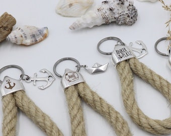 Maritieme sleutelhanger van echt jute touw met anker of schip