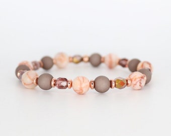 Glitzer- Armband aus Perlen in taupe, roségold, beige