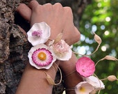 CUSTOM SET of 8 Paper Flower Napkin Rings - Gift Bag Decoration - Bracelet. For Wedding, Anniversary, Birthday Party, Business Events, Decor