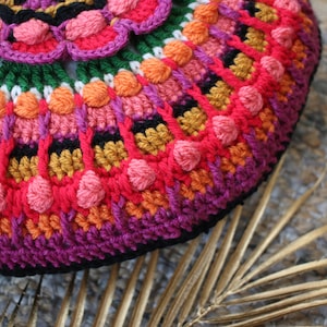 Crochet pattern PDF in US UK terms Instant download Kaleidoscope Round Cushion Instructions image 2