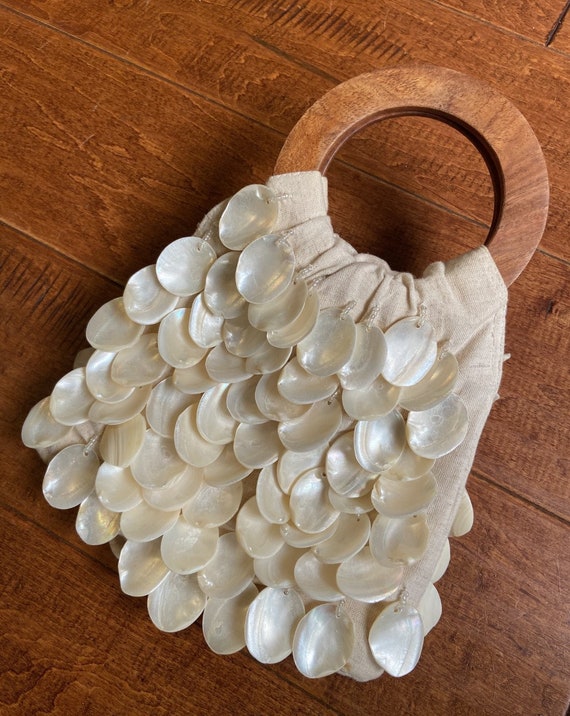 Shell Handbag, Hand Made Purse, Linen Purse, Clam