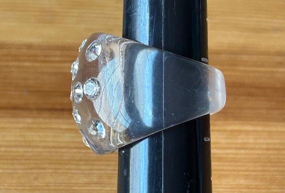 Vintage Rhinestone Lucite Statement Ring, Size 8 … - image 4