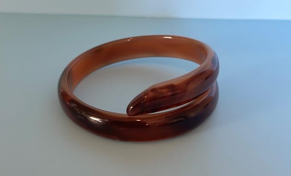 Brown Lucite Cuff,Mod Lucite Bangle, Wrap bracele… - image 4