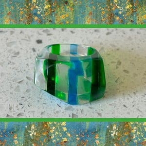 Blue Striped Ring,Green Abstract Ring, Birthday Gift,1960&#39;s Lucite Ring,Holiday Gift, Abstract Ring