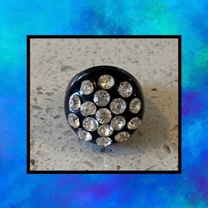 Black Bubble Ring,Black Rhinestone Ring,Size 6 1/4 Bubble Ring,1980s Lucite Ring