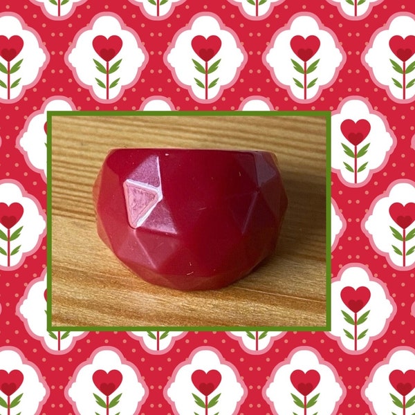 Red Lucite Ring,Faceted Red Ring,Birthday Gift,Valentine Gift,Christmas Gift,Bubble Ring