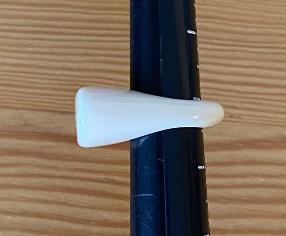 Cream Acrylic Geometric Ring, Size 7, Mod Cocktai… - image 8