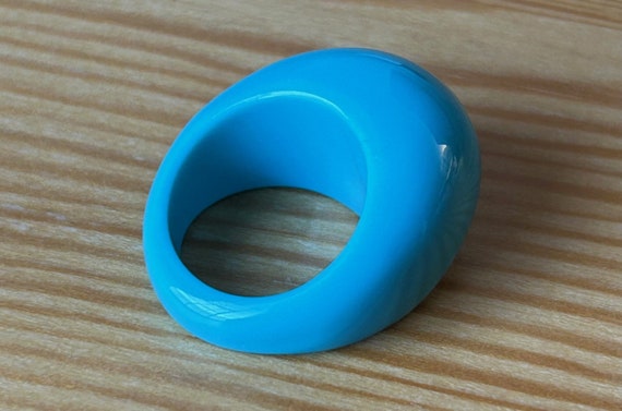 Sky Blue Acrylic Bubble Ring - Size 6 - Vintage S… - image 10