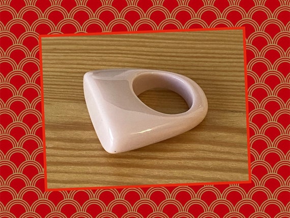 Geometric Acrylic Statement Ring, Mod Pale Beige,… - image 1