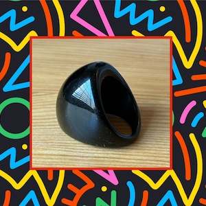 Black Lucite Ring,Black Bubble Ring,1980&#39;s Ring,Mod Black Ring,Size 8 Ring,Valentine Gift