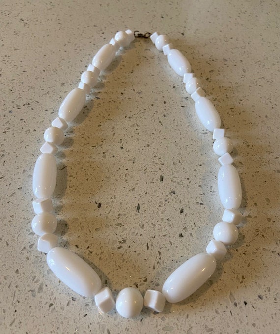 60's Lucite Beads,Chunky White Necklace,Mod Neckl… - image 5