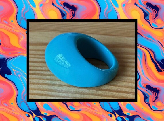 Sky Blue Acrylic Bubble Ring - Size 6 - Vintage S… - image 2