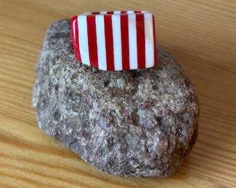 Vintage Striped Lucite Ring, Asymmetrical Red and White, Size 6 1/2