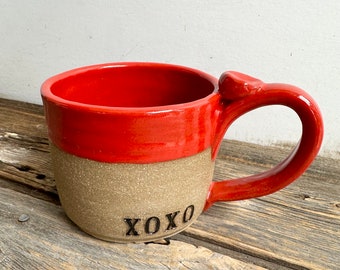 Pottery mug ‘XOXO’ text made on the wheel holds 13oz