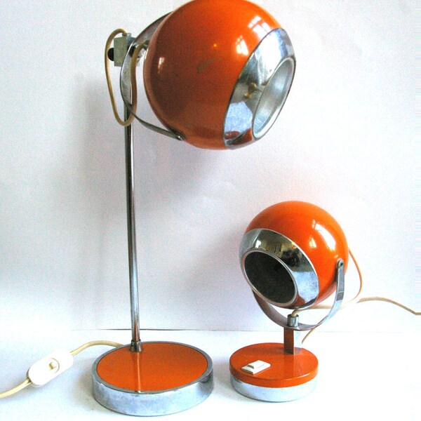 90 instead of 100, The sunshine family, 1970 vintage space age Globe lamps. Atomic design