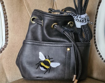 Bee Handbag with crossbody strap embroidered bee on pocket