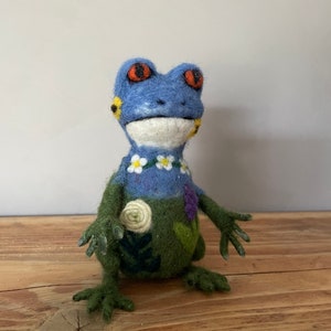 Needle felt felted cute frog