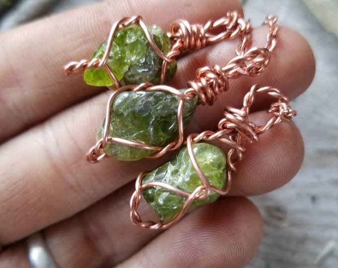 Tiny peridot pendant, small dainty natural peridot pendant, peridot necklace, green peridot crystal pendant, tumbled peridot stone,