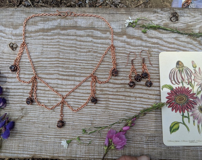 Ecinacea garnet necklace and earrings set