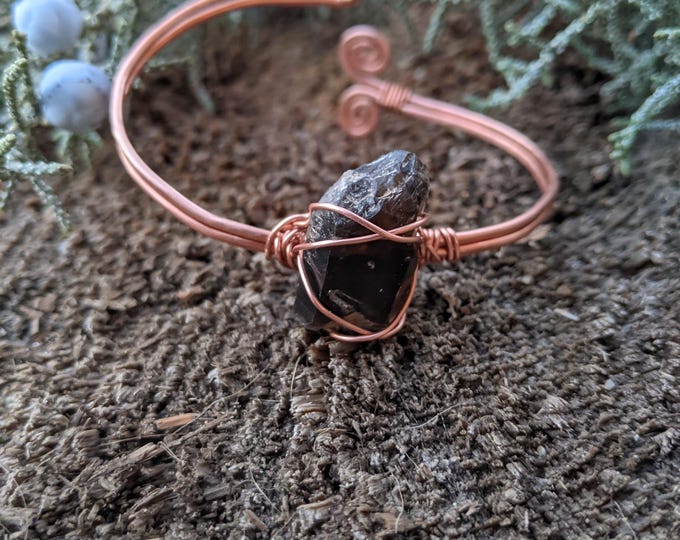 Smokey quartz crystal cuff bracelet, natural smokey quartz bracelet, raw rough natural black quartz crystal bracelet, adjustable quartz brac