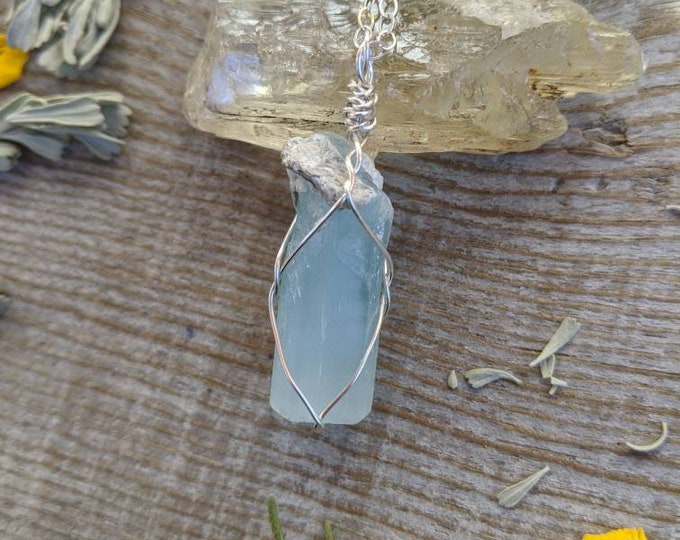Large perfectly terminated high quality aquamarine crystal pendant in fine silver high quality raw terminated aquamarine bright natural blue