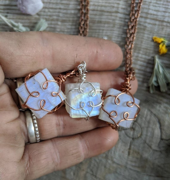 Flashy moonstone square shape crystal pendant, natural moonstone pendant, rainbow moonstone, heart necklace, crystal moonstone necklace