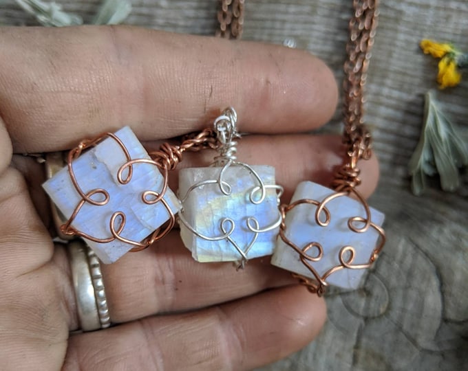 Flashy moonstone square shape crystal pendant, natural moonstone pendant, rainbow moonstone, heart necklace, crystal moonstone necklace