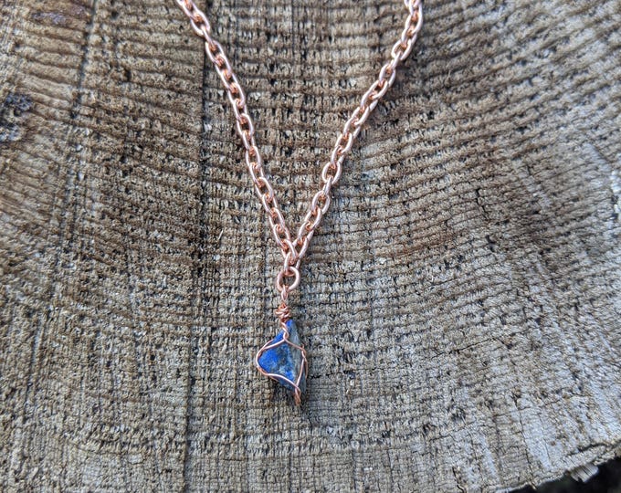 18" Dainty Raw Lapis lazuli Crystal Necklace, solid copper lapis necklace, dainty crystal necklace, natural lapis lazuli crystal necklace