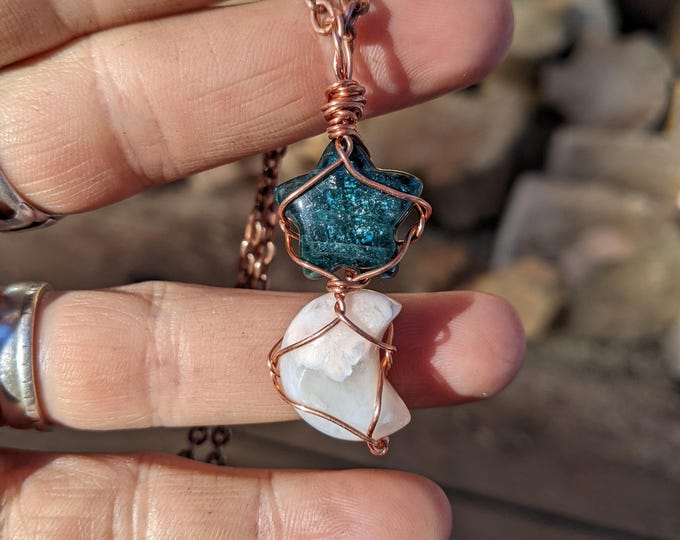 dark blue apatite and flower agate moon pendant, flower agate pendant, moon necklace, mini moon crystal necklace, natural blue apatite star
