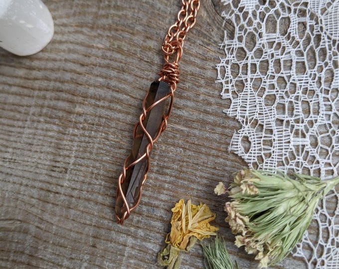 Small smoky quartz crystal pendant, smoky quartz pendant, smoky quartz necklace, smokey quartz crystal jewelry, cute pendant in solid copper