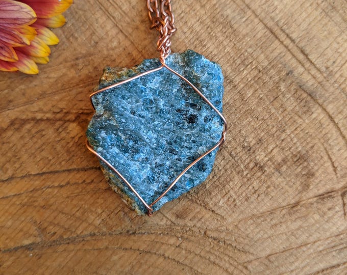 Blue apatite, large blue apatite, dark blue apatite, natural raw blue apatite, deep blue apatite, blue apatite necklace, blue apatite pendan