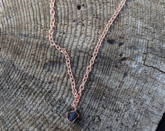 18" Dainty black tourmaline Crystal Necklace, solid copper tourmalie necklace, dainty crystal necklace, natural raw black crystal necklace