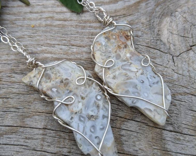 butterfly friendship necklace set, friendship pendants, crystal butterfly pendant, natural plume agate crystal pendant, friendship jewelry,