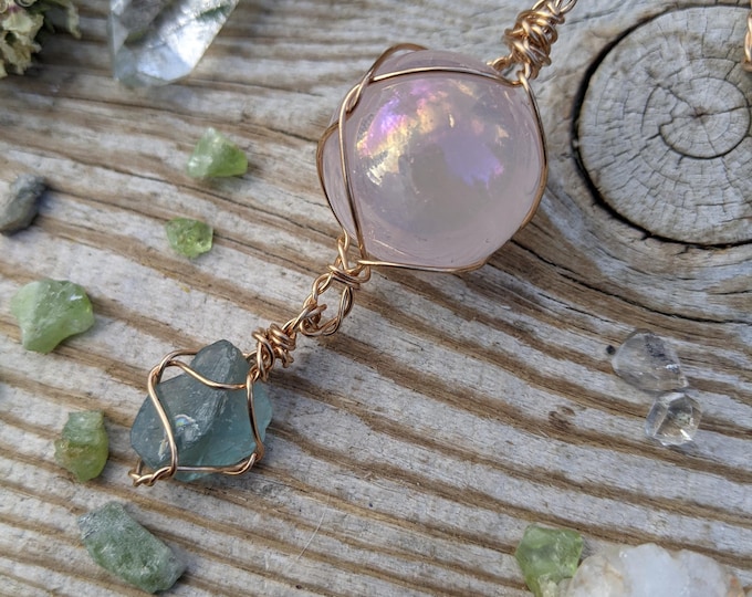 Rose aura quartz sphere and blue fluorite in bronze gold, rose quartz sphere pendant, crystal sphere pendant, fluorite pendant, fluorite nec