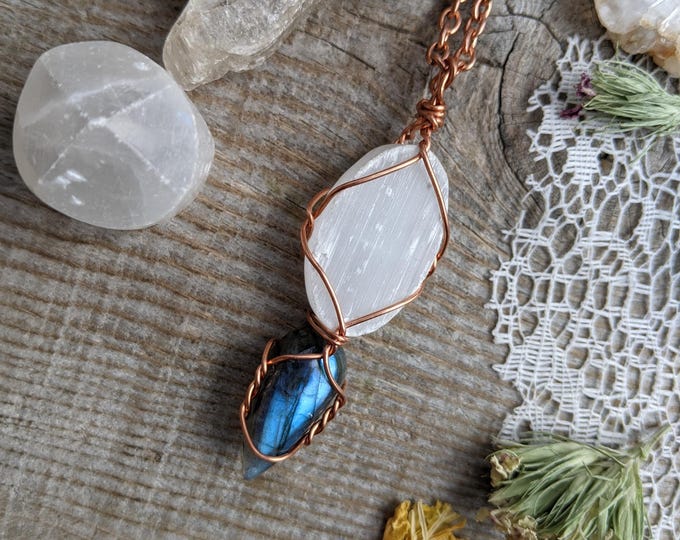 Selenite/ satin spar and blue labradorite crystal pendant, natural blue satin spar, raw satin spar necklace, blue flash labradorite, labrado