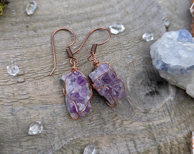 Mini Amethyst cluster earrings in solid copper, copper amethyst earrings, natural raw rough amethyst crystal earrings, amethyst clusters,