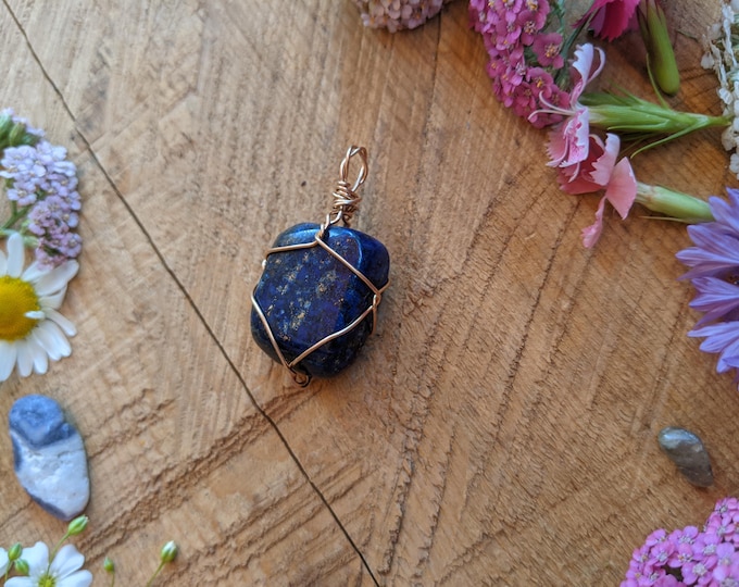 Medium polished high quality Lapis Lazuli wrapped in bronze gold wire, lapis pendant, lapis necklace, lapis lazuli pendant, natural lapis