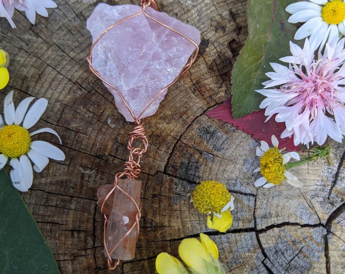 Rose quartz and aragonite crystal pendant in solid copper, natural raw rough rose quartz crystal necklace, pink quartz, aragonite pendant ne