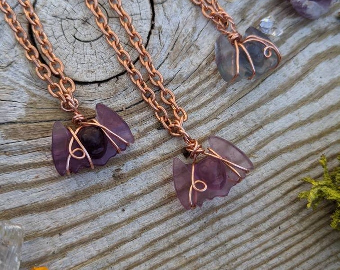 Tiny Fluorite crystal bats, small fluorite pendant, bat pendant, bat necklace, rainbow fluorite necklace, natural fluorite crystal bat, hand