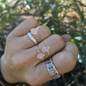 medium raw rough rose quartz crystal ring, made to order, dainty rose quartz ring, chunk rose quartrz, small chunk rose quartz ring