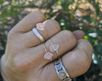 medium raw rough rose quartz crystal ring, made to order, dainty rose quartz ring, chunk rose quartrz, small chunk rose quartz ring
