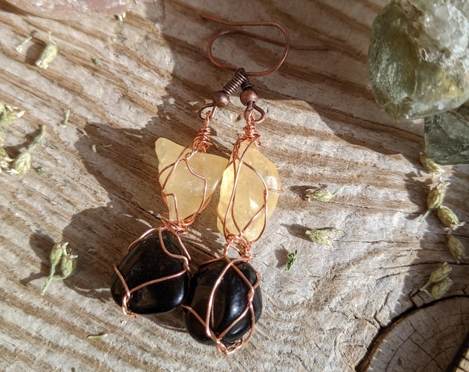 Yellow calcite and black obsidian earrings in solid copper