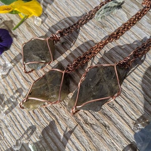 Raw rough natural labradorite crystal pendant, raw labradorite necklace, labradorite pendant, natural flashy labradorite crystals, rainbow