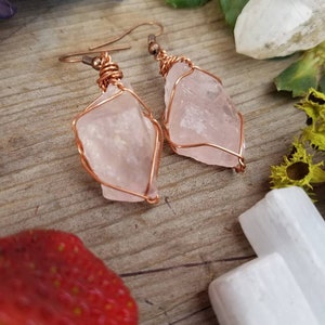 Rose quartz earrings, raw natural rough rose quartz crystals, pink quartz earrings, large chunky earrings, pure copper wire wrapped earrings image 2