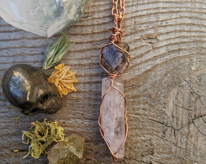 Carbon herkimer diamond and pink kunzite crystal pendant, natural kunzite pendant, kunzite necklace, UV glowing petroleum quartz crystal